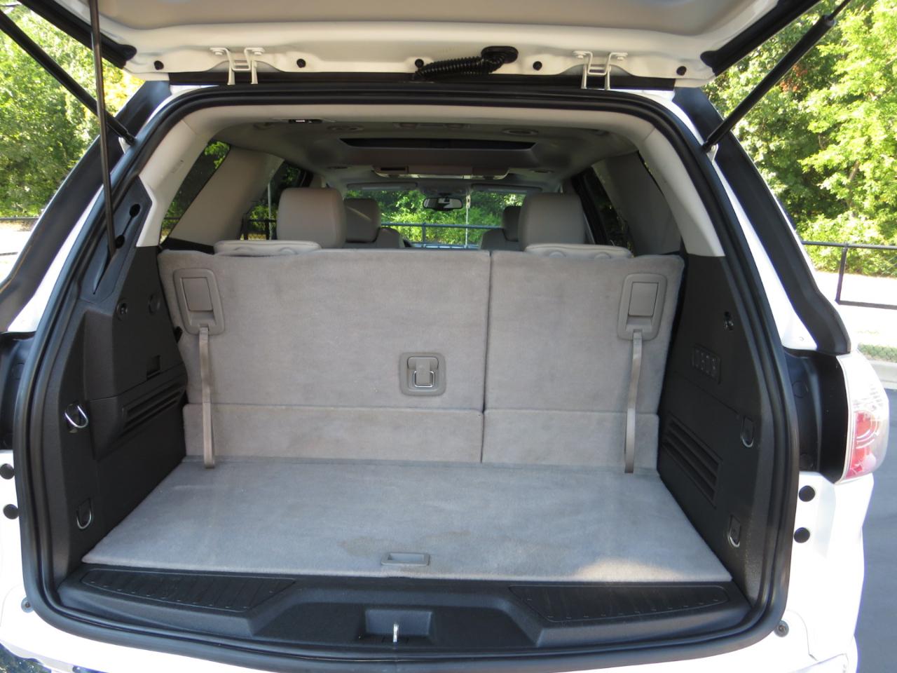 GMC Acadia FWD 4dr Denali 2012