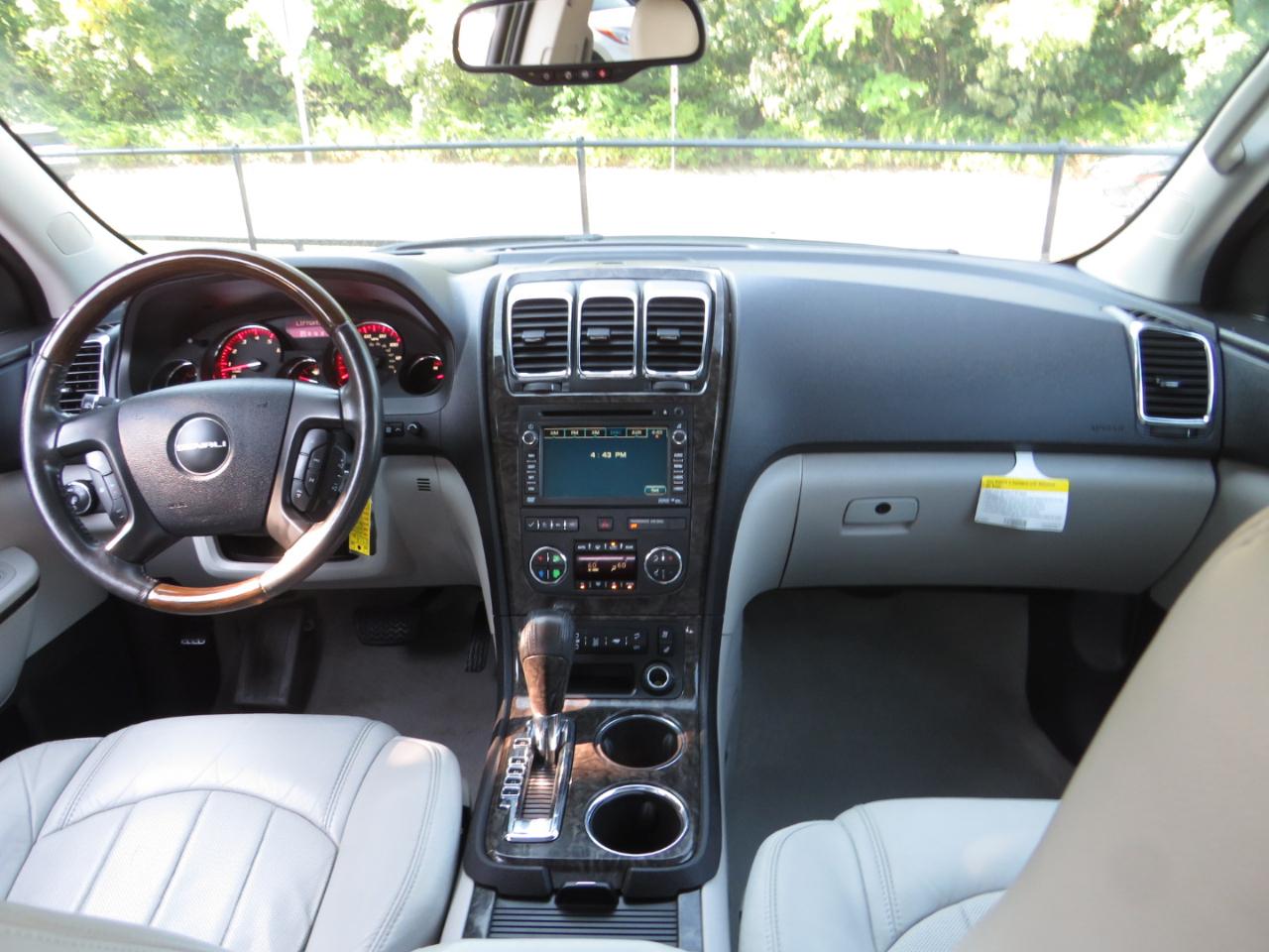 GMC Acadia FWD 4dr Denali 2012