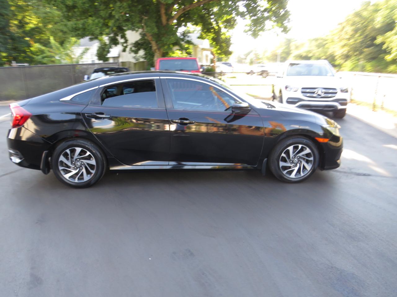 Honda Civic Sedan 4dr CVT EX 2016