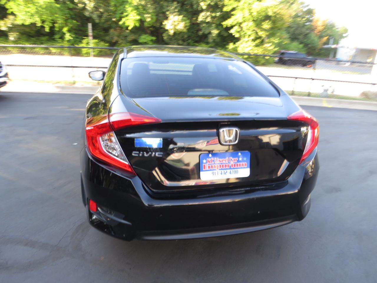 Honda Civic Sedan 4dr CVT EX 2016