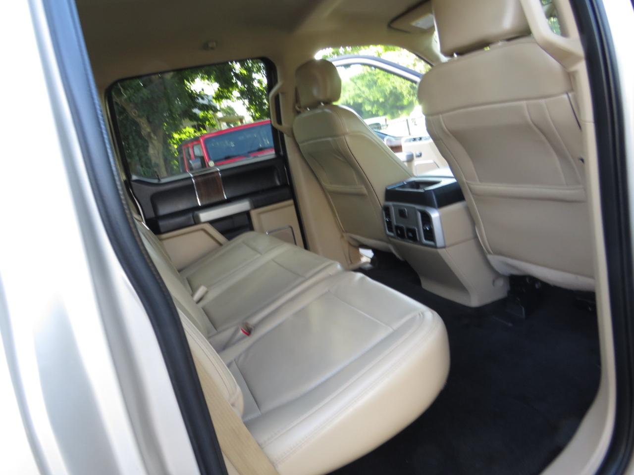 Ford F-150 Platinum 4WD SuperCrew 5.5' Box 2017