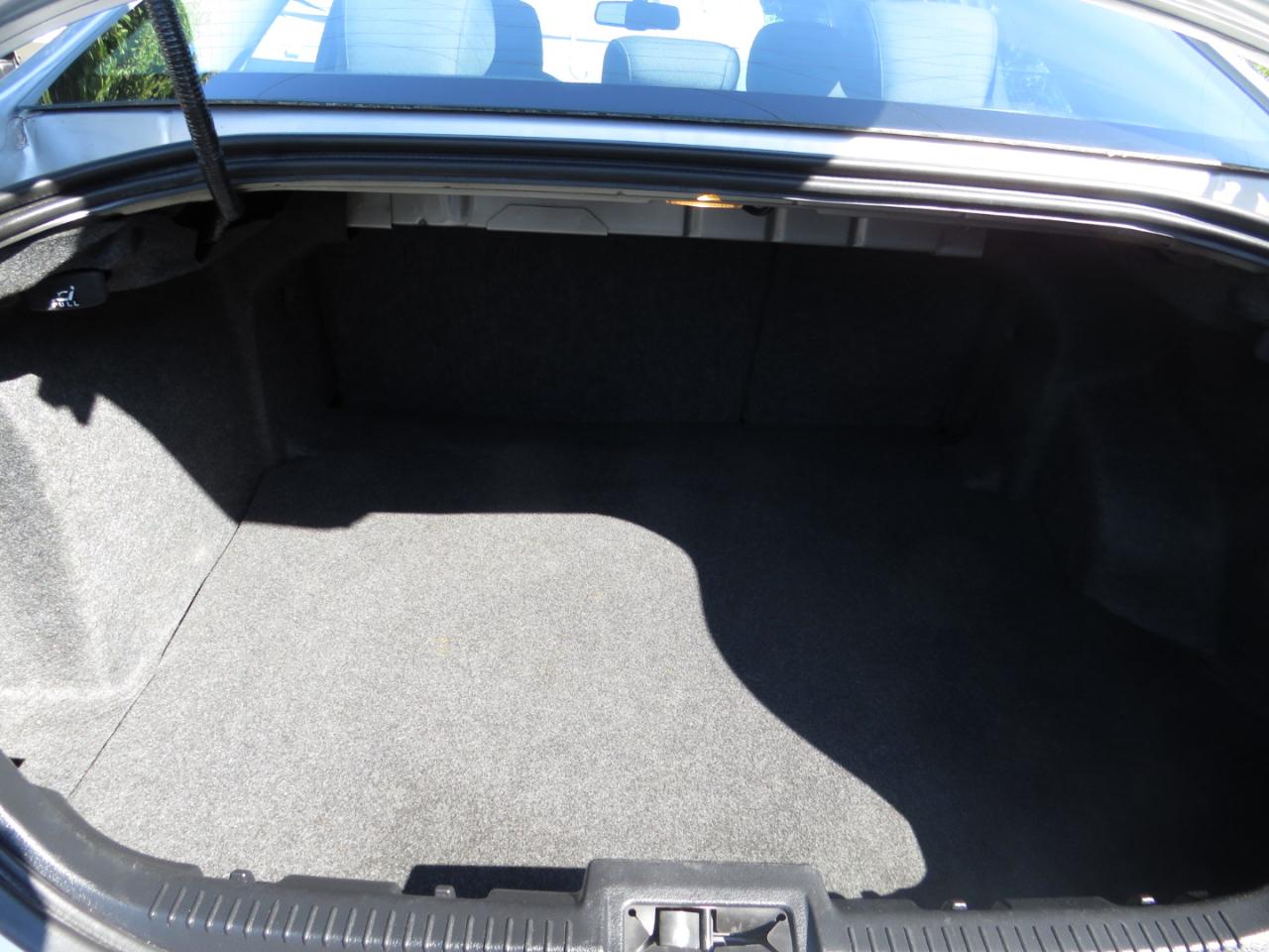 Ford Fusion 4dr Sdn SE FWD 2011