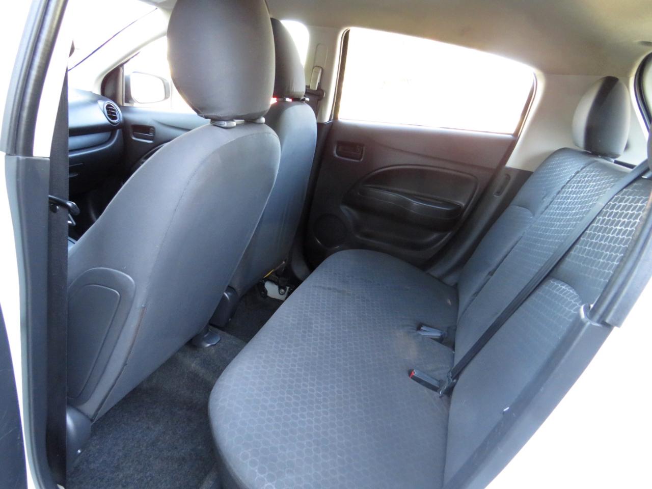 Mitsubishi Mirage 4dr HB Man DE 2014
