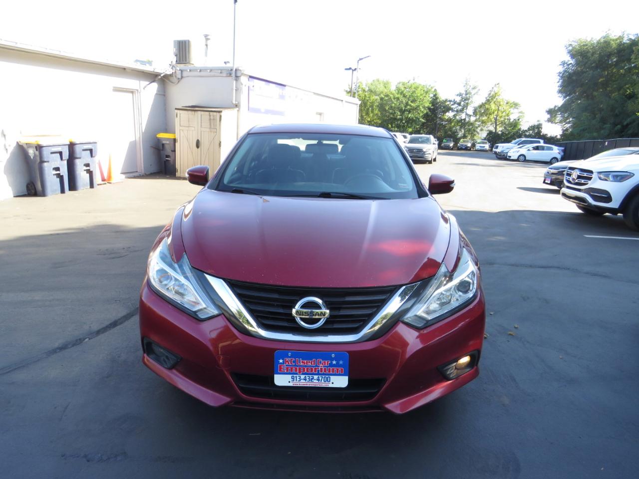 Nissan Altima 4dr Sdn I4 2.5 SL 2016