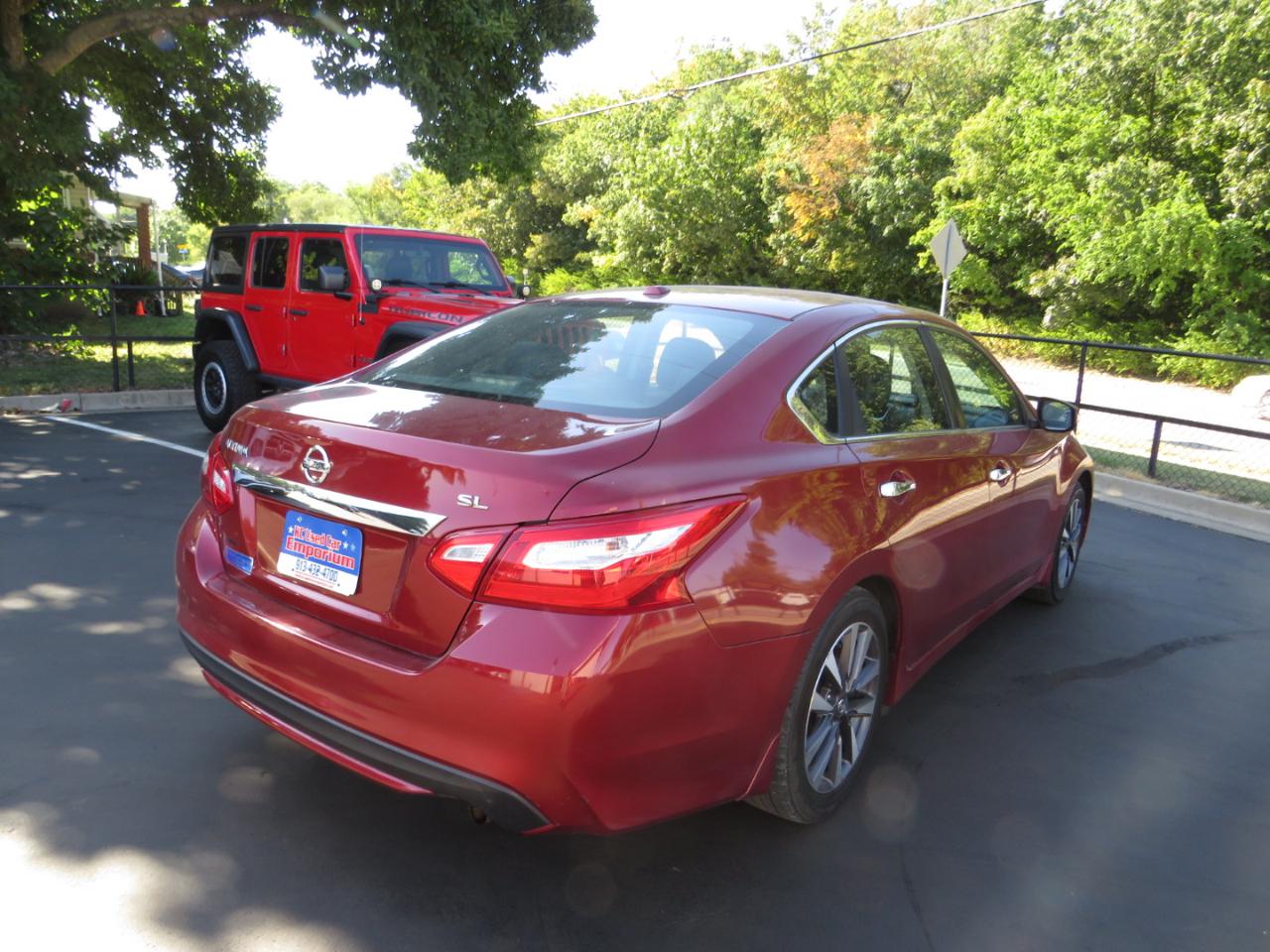 Nissan Altima 4dr Sdn I4 2.5 SL 2016