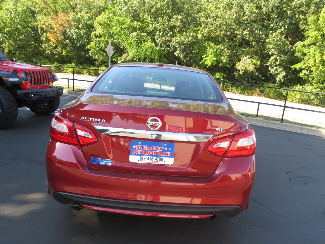 Nissan Altima 4dr Sdn I4 2.5 SL 2016