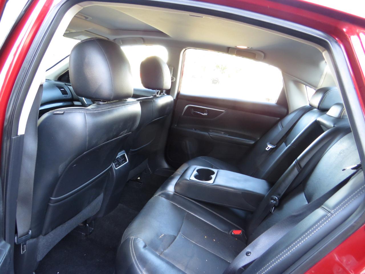 Nissan Altima 4dr Sdn I4 2.5 SL 2016