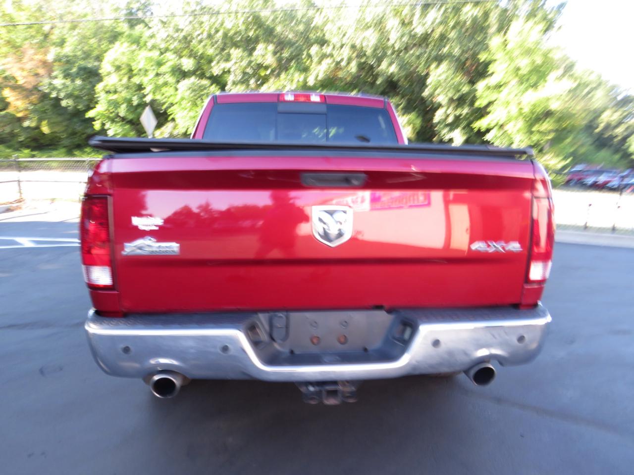 RAM 1500 4WD Crew Cab 140.5" Big Horn 2012