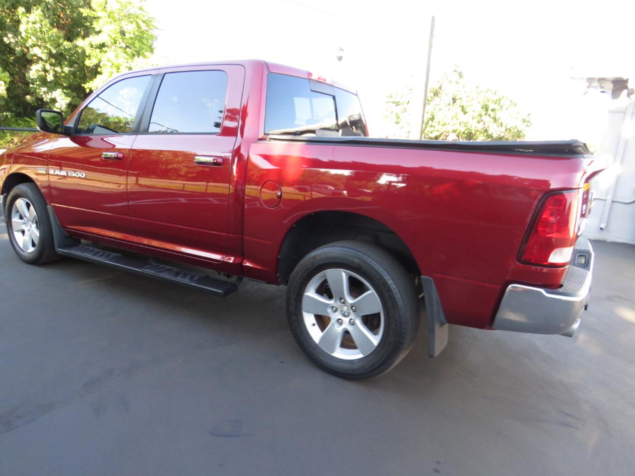 RAM 1500 4WD Crew Cab 140.5" Big Horn 2012