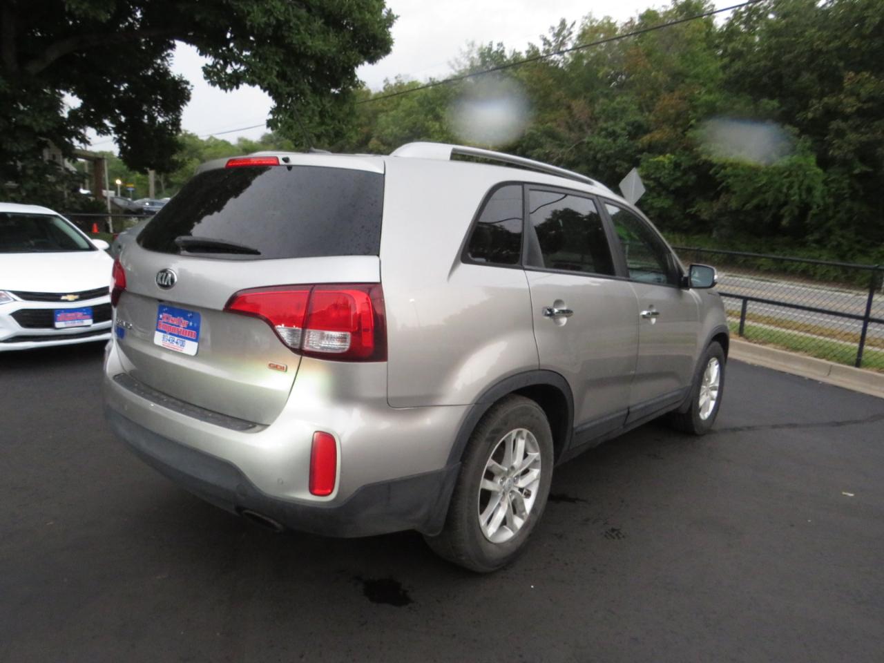 Kia Sorento 2WD 4dr I4 LX 2015