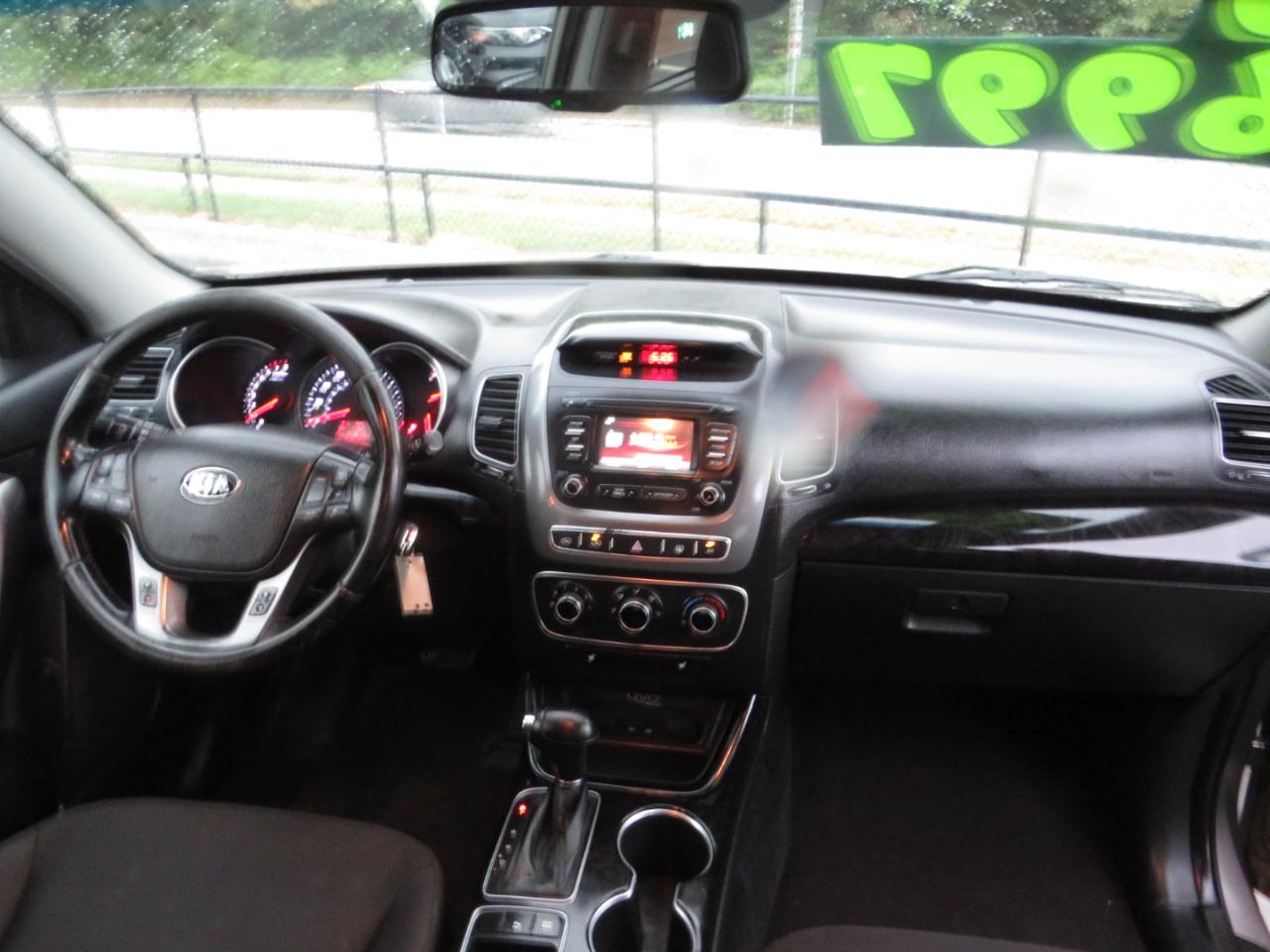 Kia Sorento 2WD 4dr I4 LX 2015