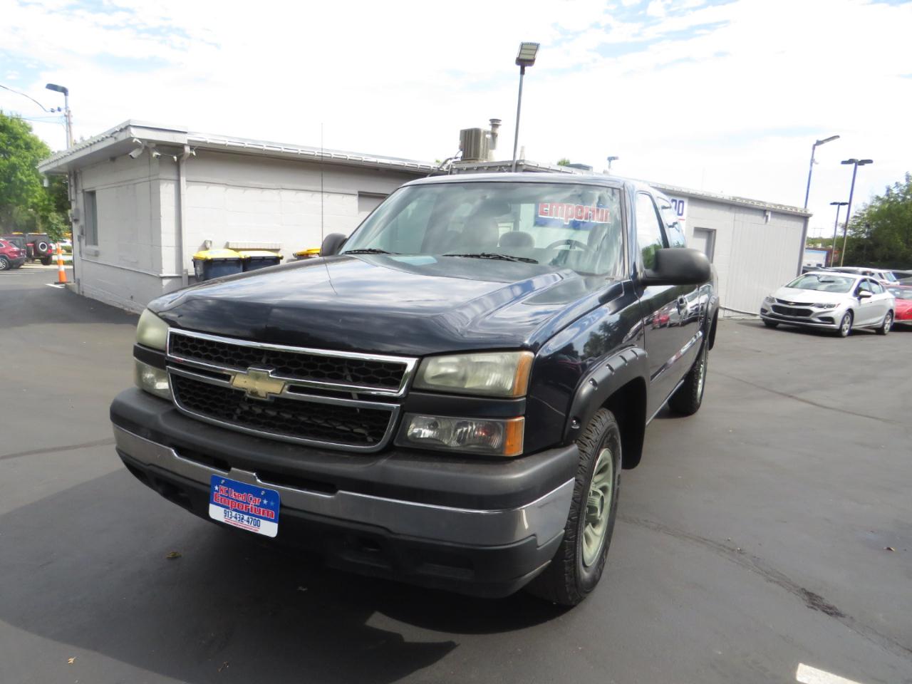 Chevrolet Silverado 1500 Classic 4WD Ext Cab 143.5" Work Truck 2007
