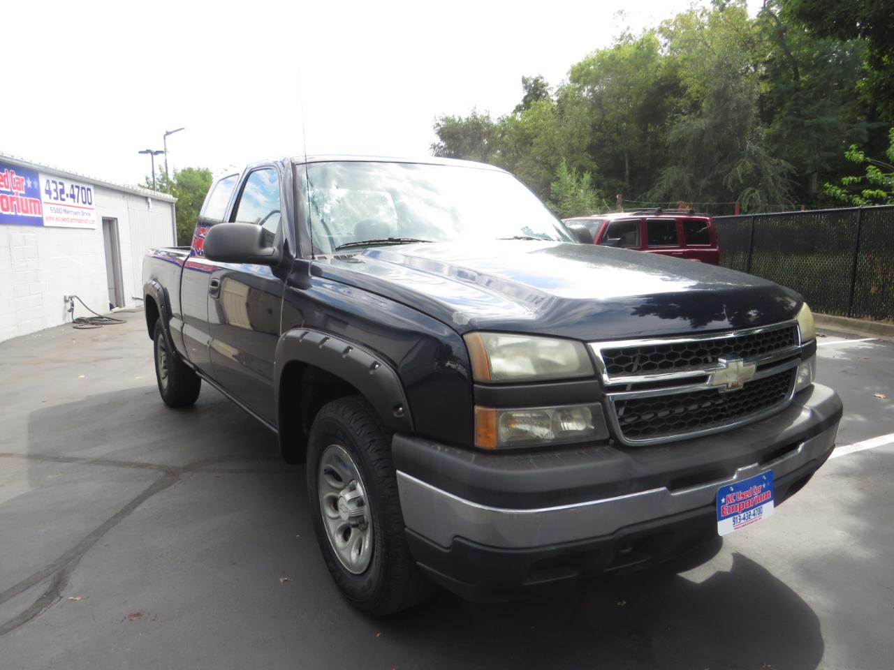 Chevrolet Silverado 1500 Classic 4WD Ext Cab 143.5" Work Truck 2007