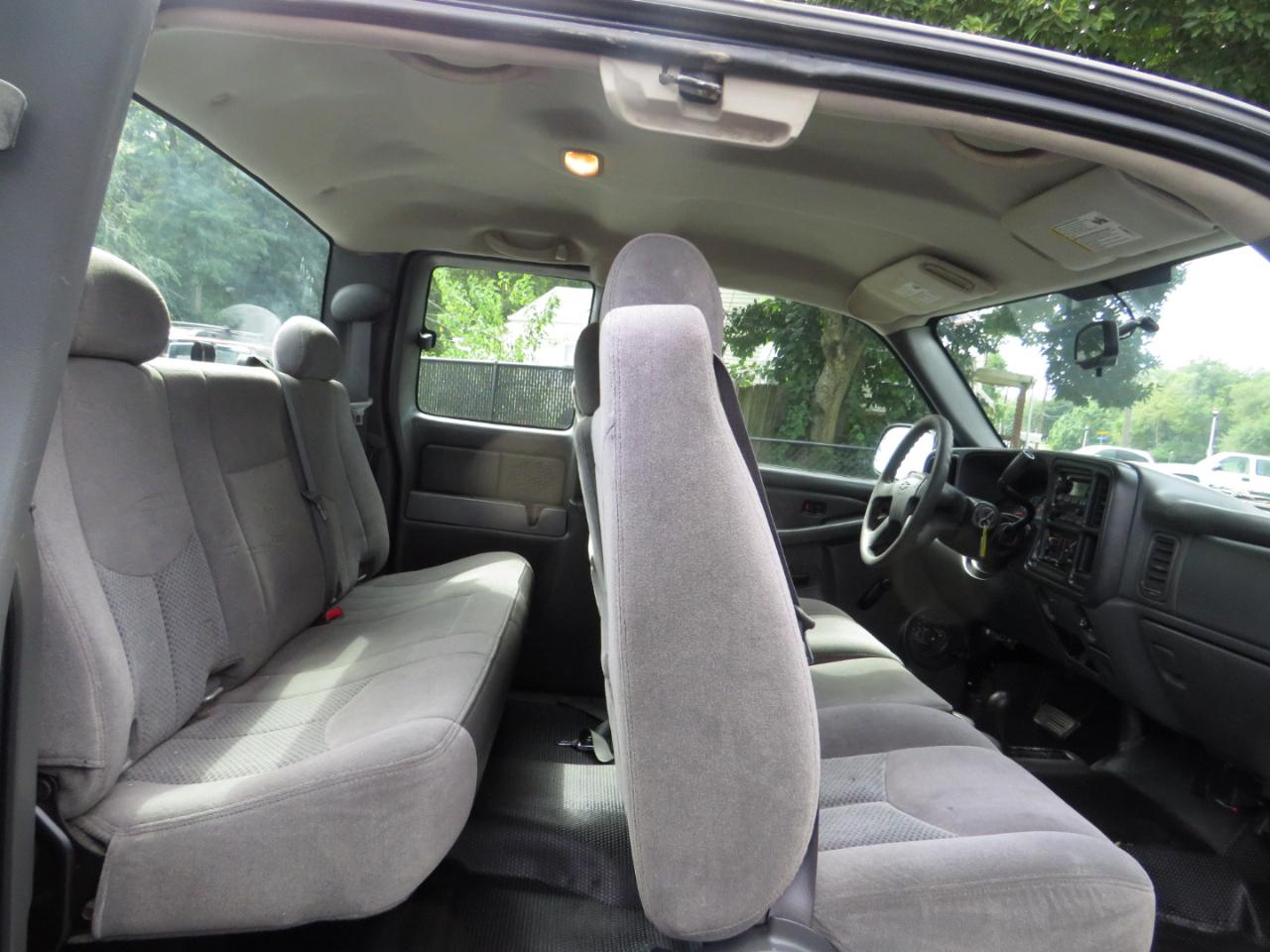 Chevrolet Silverado 1500 Classic 4WD Ext Cab 143.5" Work Truck 2007
