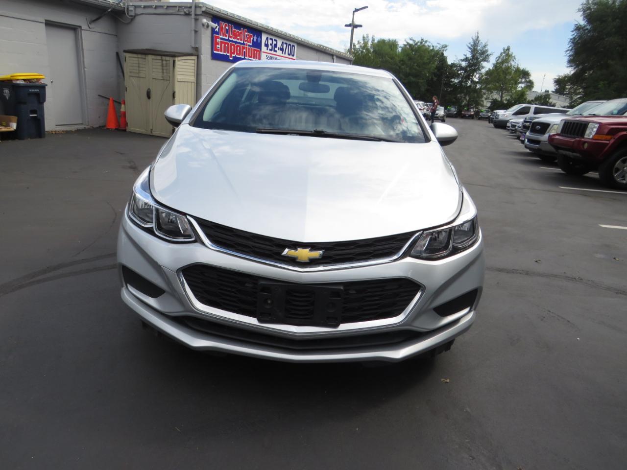 Chevrolet Cruze 4dr Sdn 1.4L LS w/1SB 2017