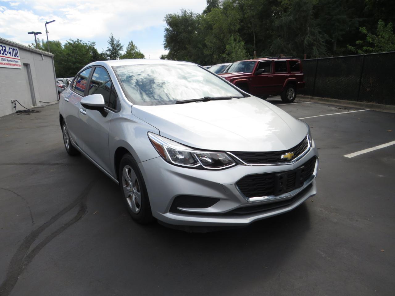 Chevrolet Cruze 4dr Sdn 1.4L LS w/1SB 2017