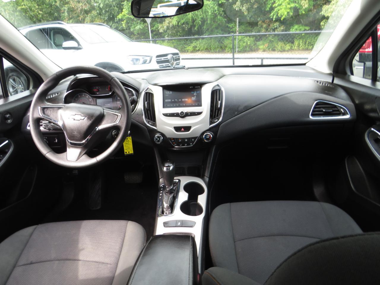 Chevrolet Cruze 4dr Sdn 1.4L LS w/1SB 2017