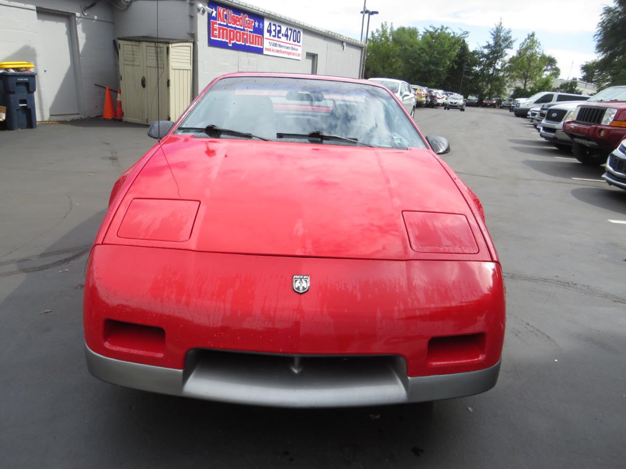 Pontiac Fiero 2dr Coupe Sport GT 5-Spd 1986