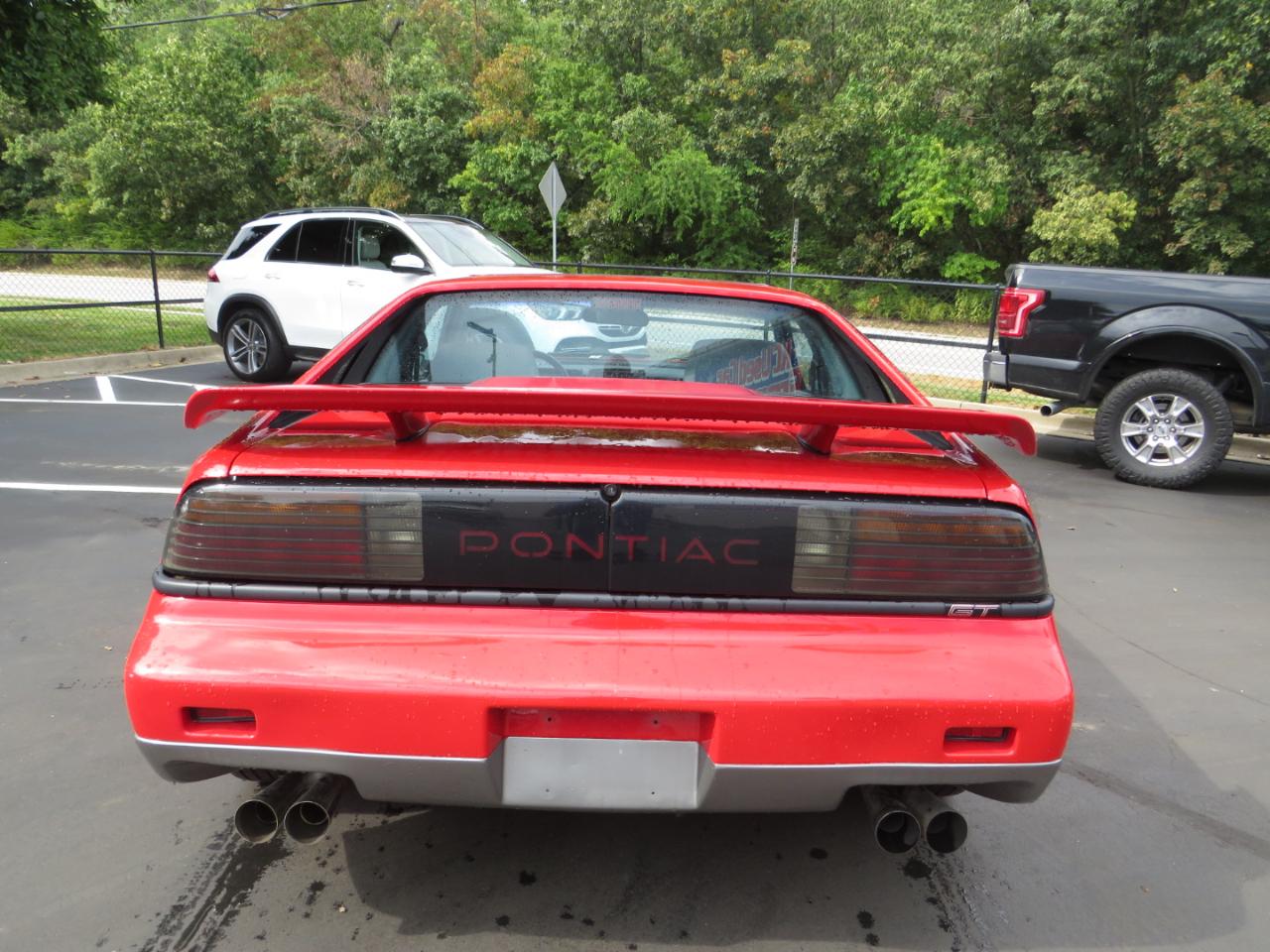 Pontiac Fiero 2dr Coupe Sport GT 5-Spd 1986