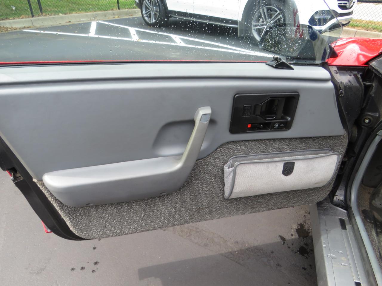 Pontiac Fiero 2dr Coupe Sport GT 5-Spd 1986