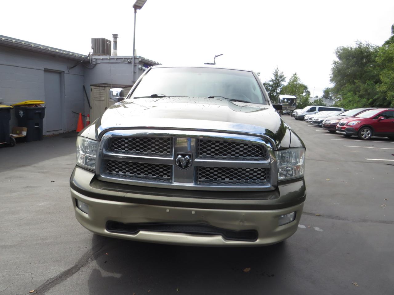 RAM 1500 4WD Crew Cab 140.5" Laramie Longhorn Edition 2012