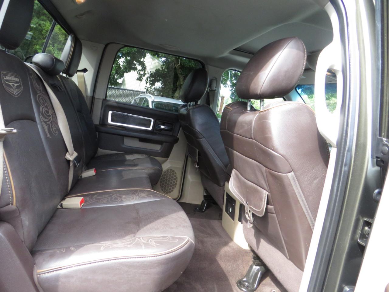 RAM 1500 4WD Crew Cab 140.5" Laramie Longhorn Edition 2012