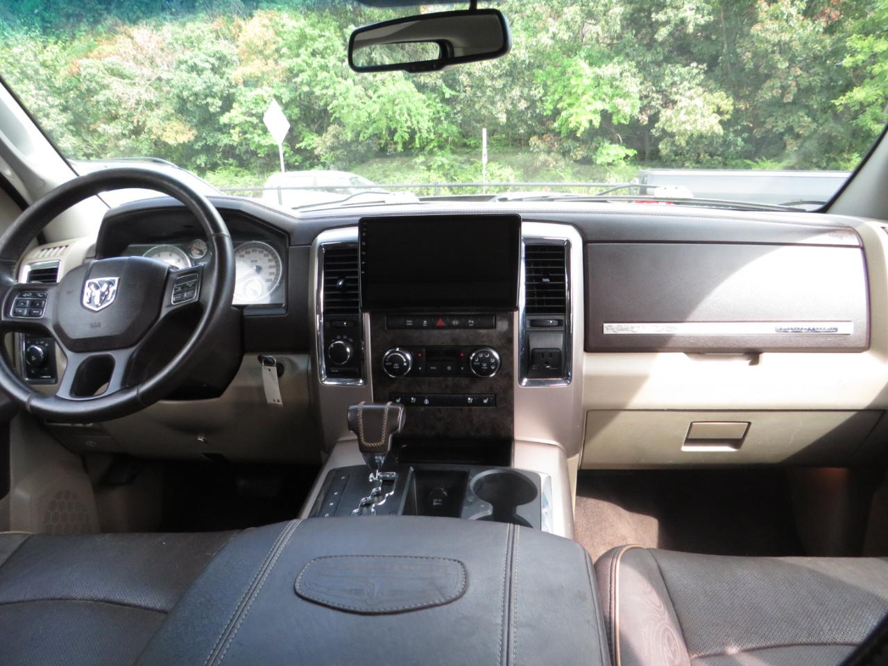 RAM 1500 4WD Crew Cab 140.5" Laramie Longhorn Edition 2012