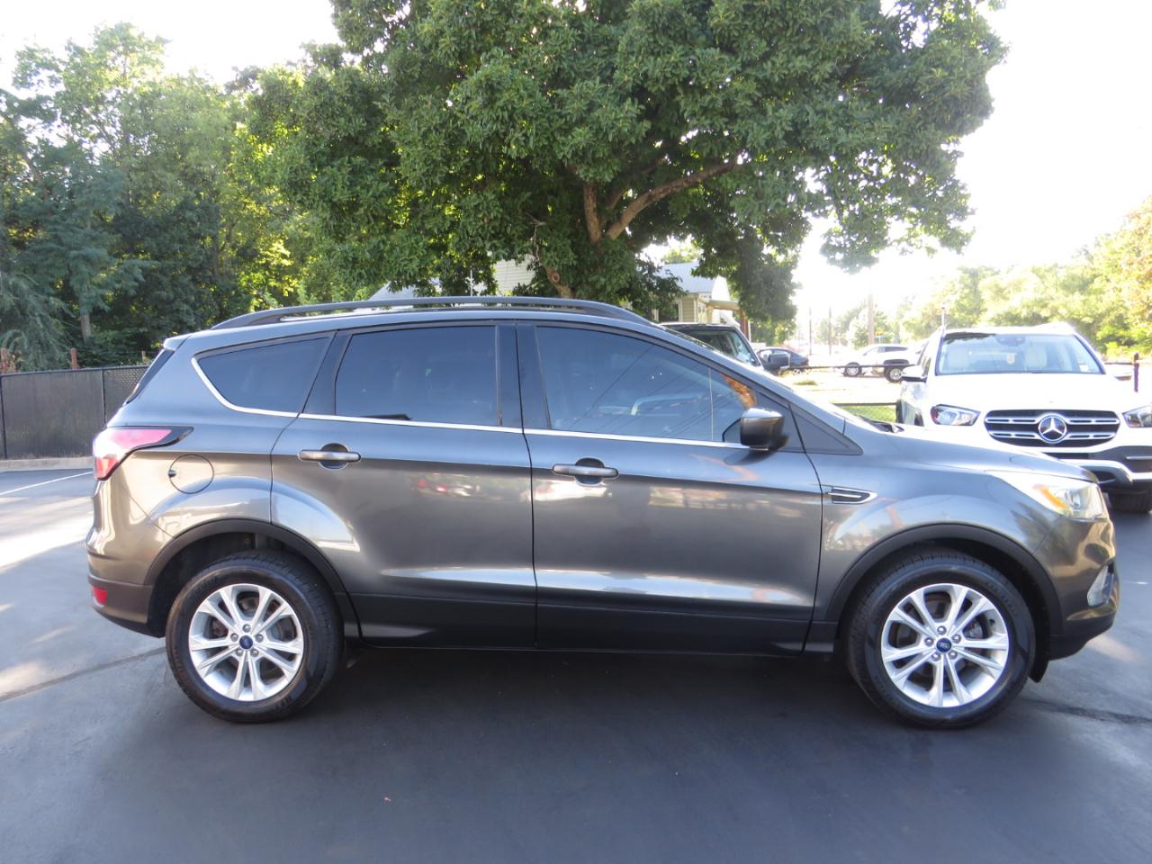 Ford Escape SE FWD 2017