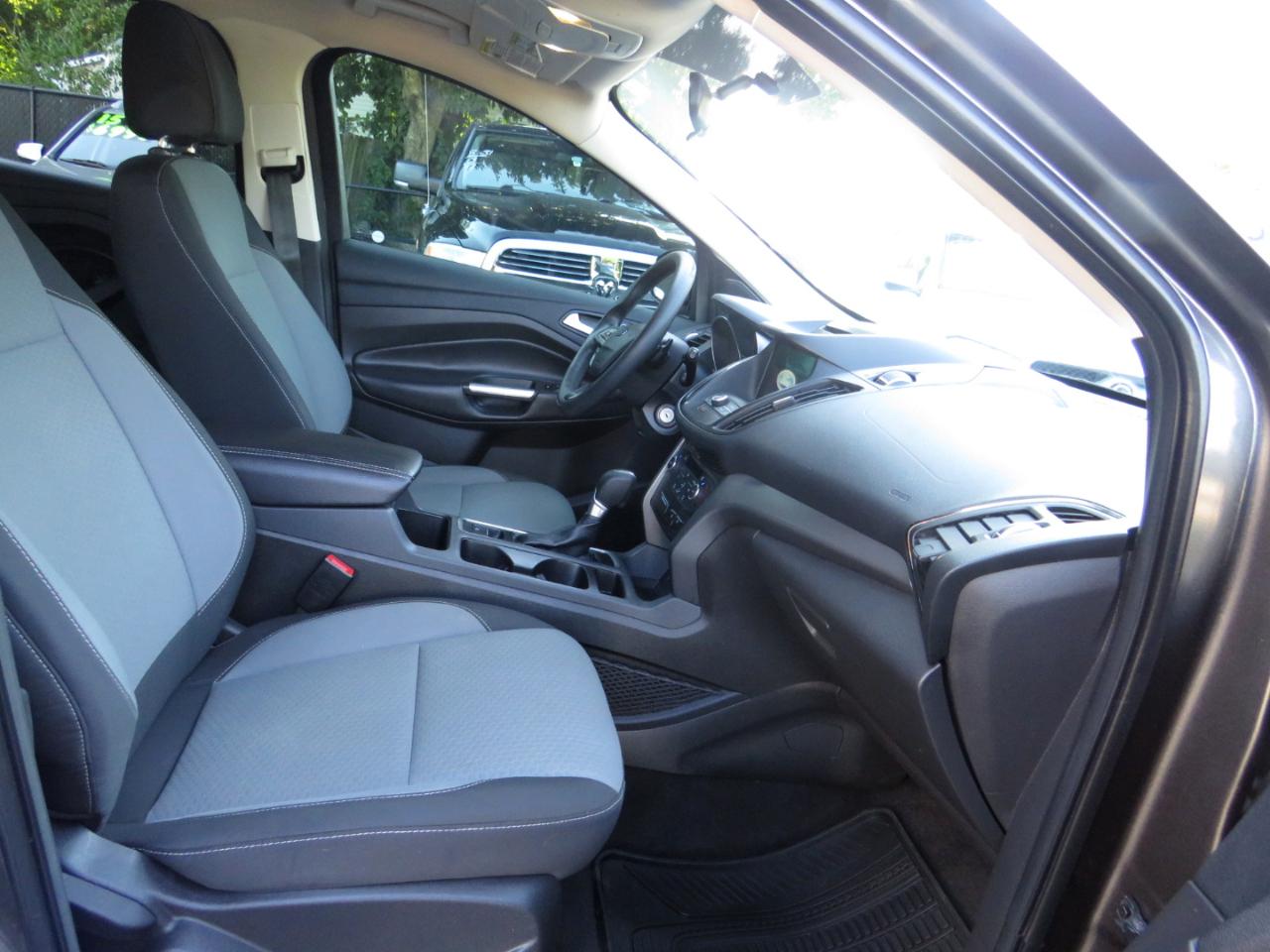 Ford Escape SE FWD 2017