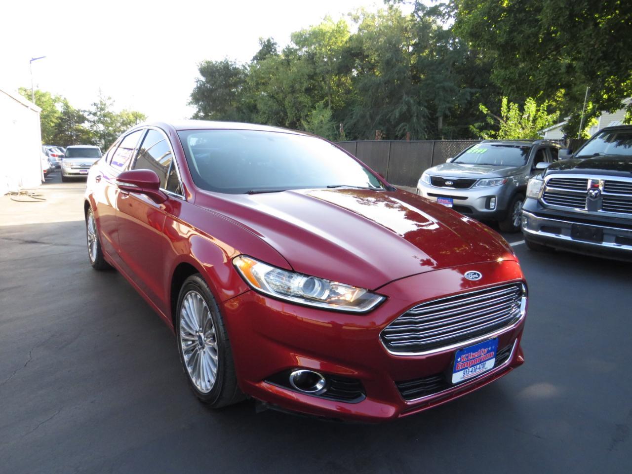 Ford Fusion 4dr Sdn Titanium FWD 2015