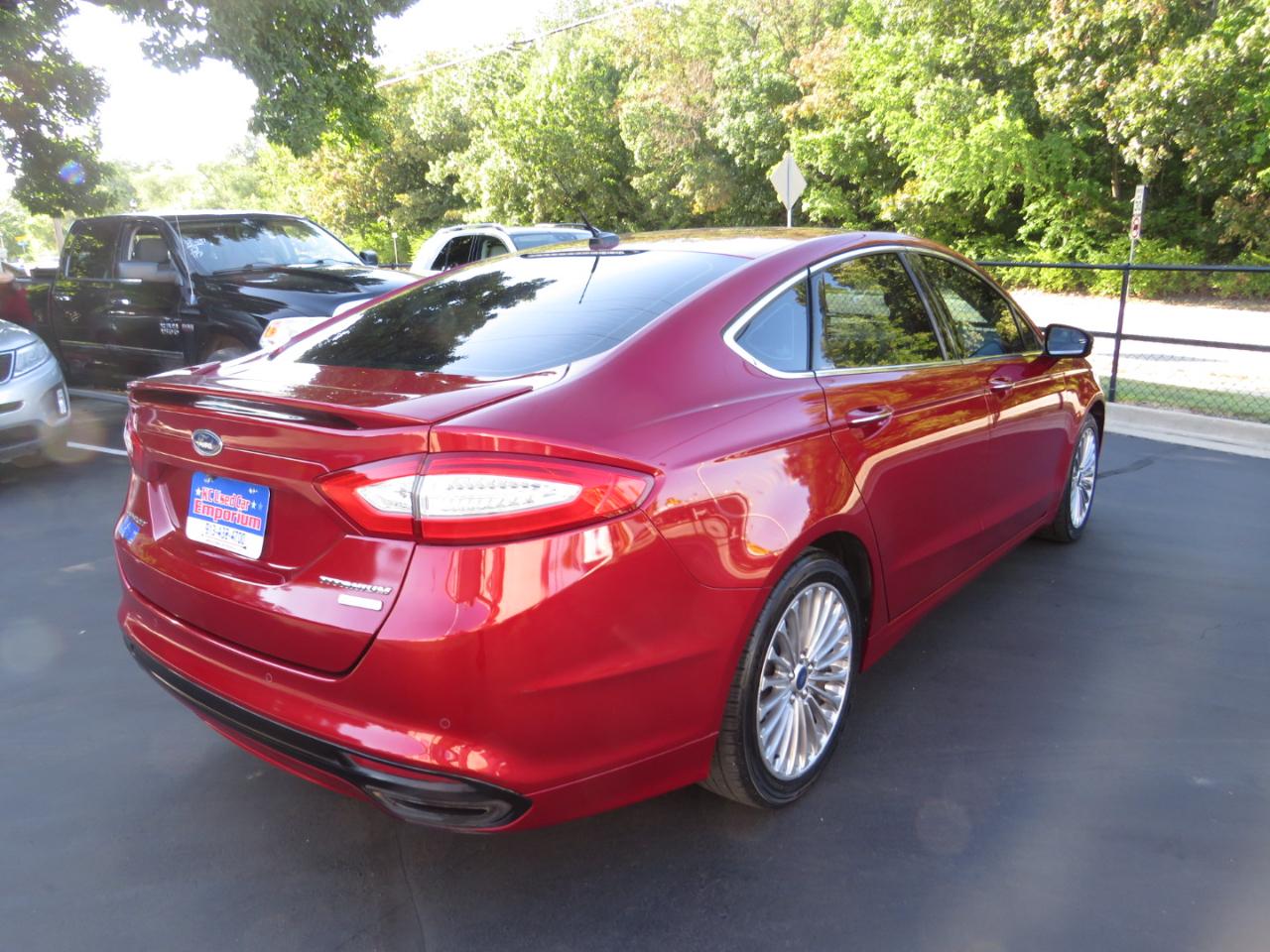 Ford Fusion 4dr Sdn Titanium FWD 2015