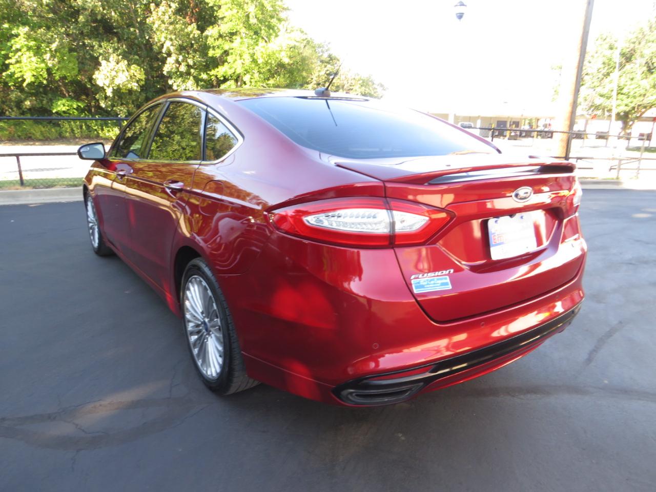 Ford Fusion 4dr Sdn Titanium FWD 2015