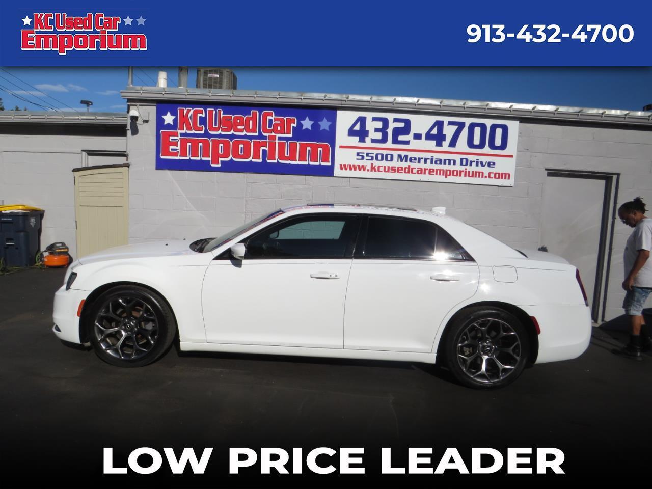 2015 Chrysler 300 4dr Sdn 300S RWD