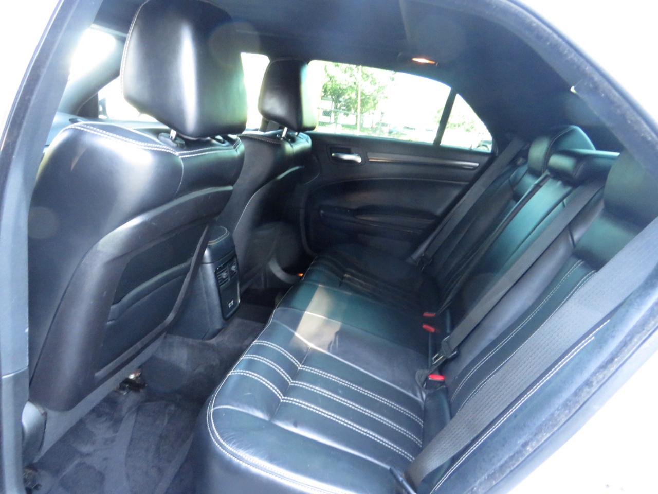 Chrysler 300 4dr Sdn 300S RWD 2015
