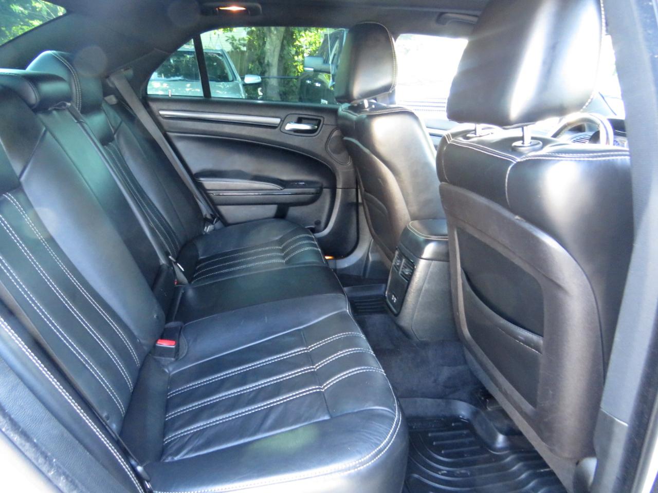 Chrysler 300 4dr Sdn 300S RWD 2015
