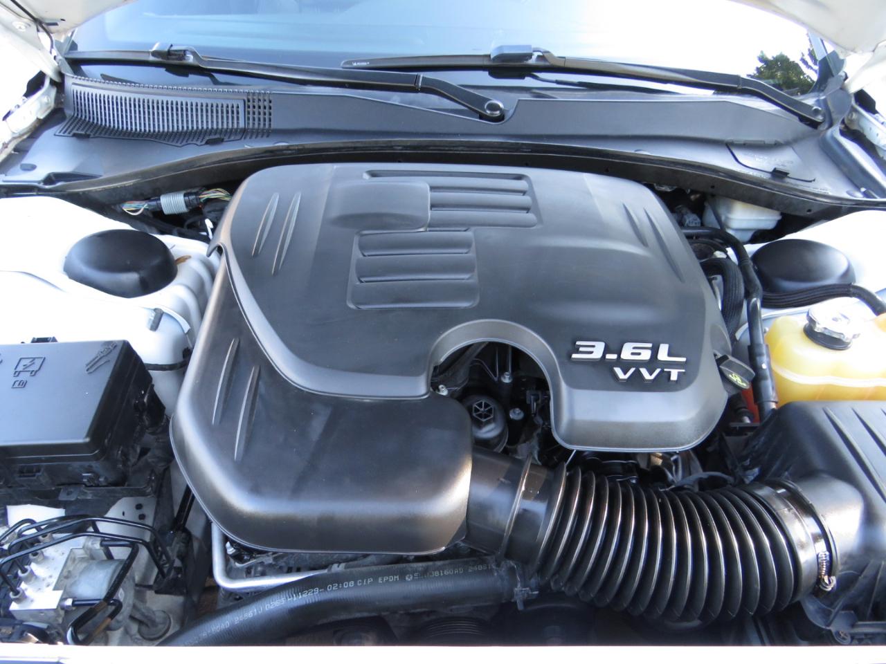 Chrysler 300 4dr Sdn 300S RWD 2015