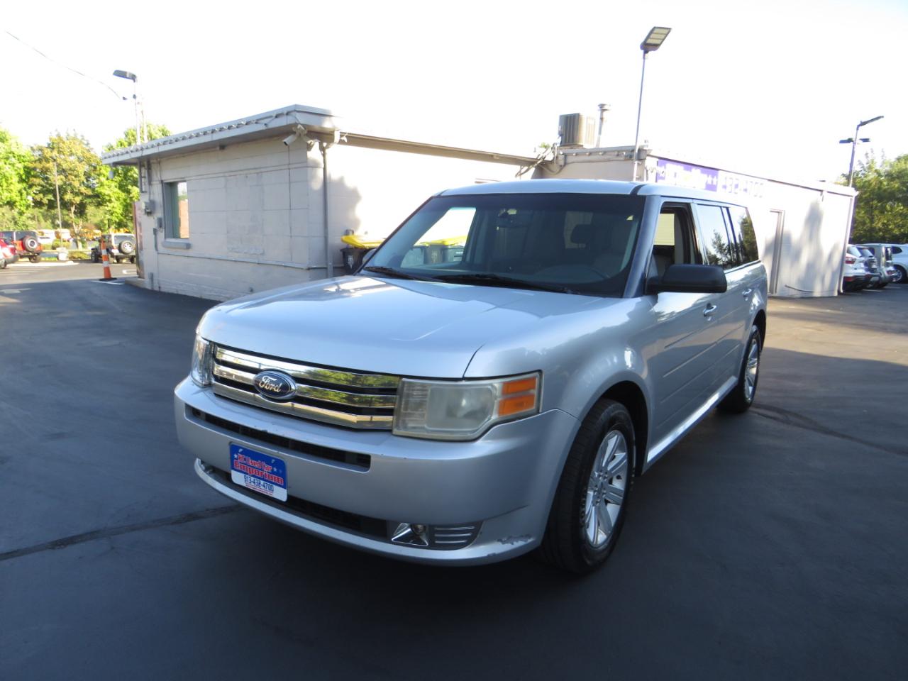 Ford Flex 4dr SE FWD 2011