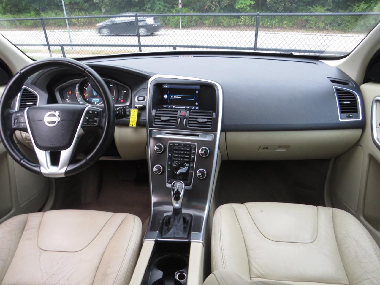 Volvo XC60 AWD 4dr 3.2L 2014