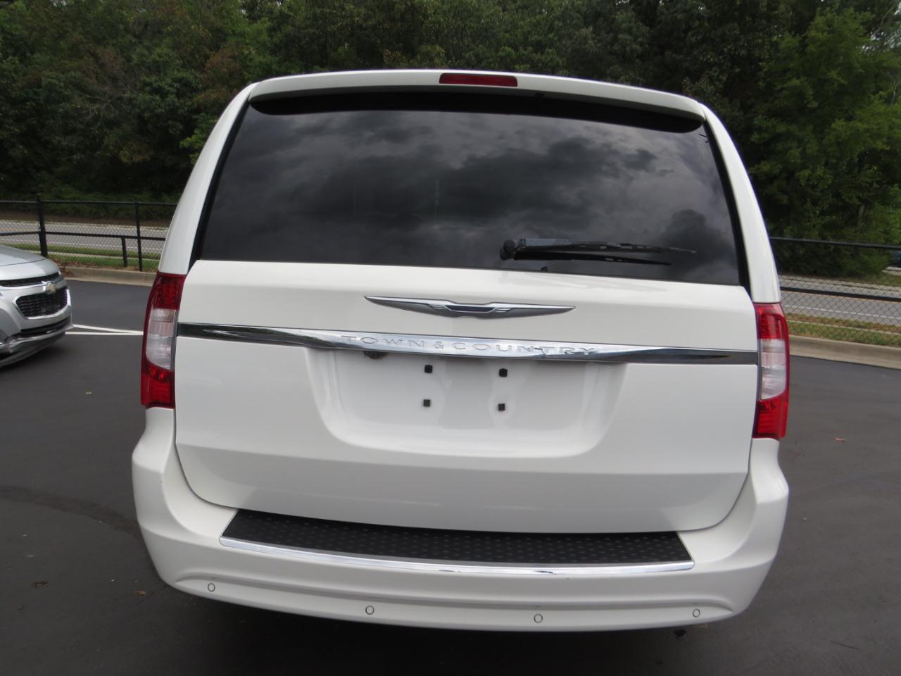 Chrysler Town & Country 4dr Wgn Touring-L 2013