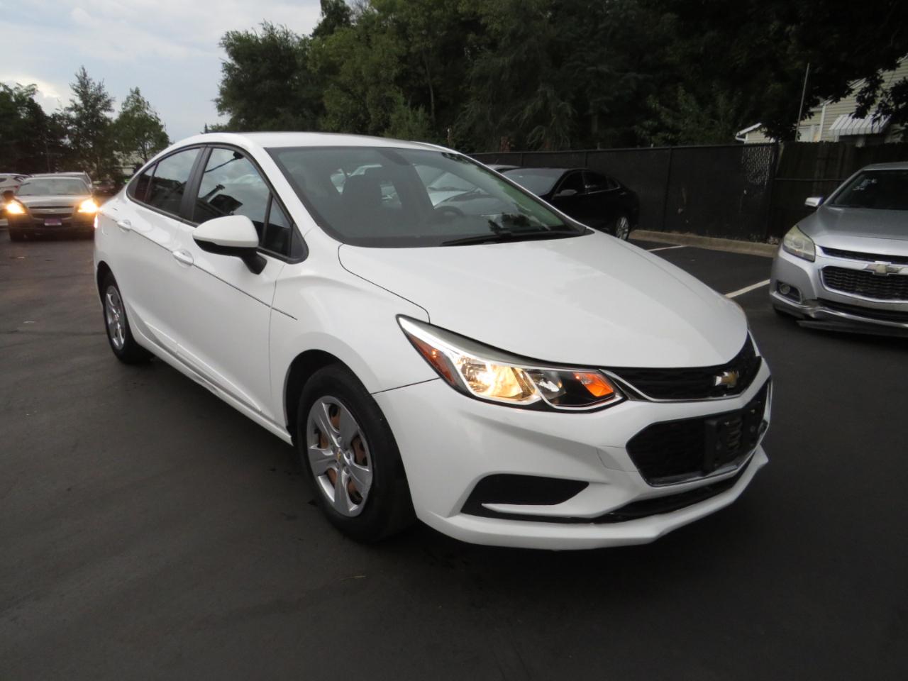 Chevrolet Cruze 4dr Sdn 1.4L LS w/1SB 2018