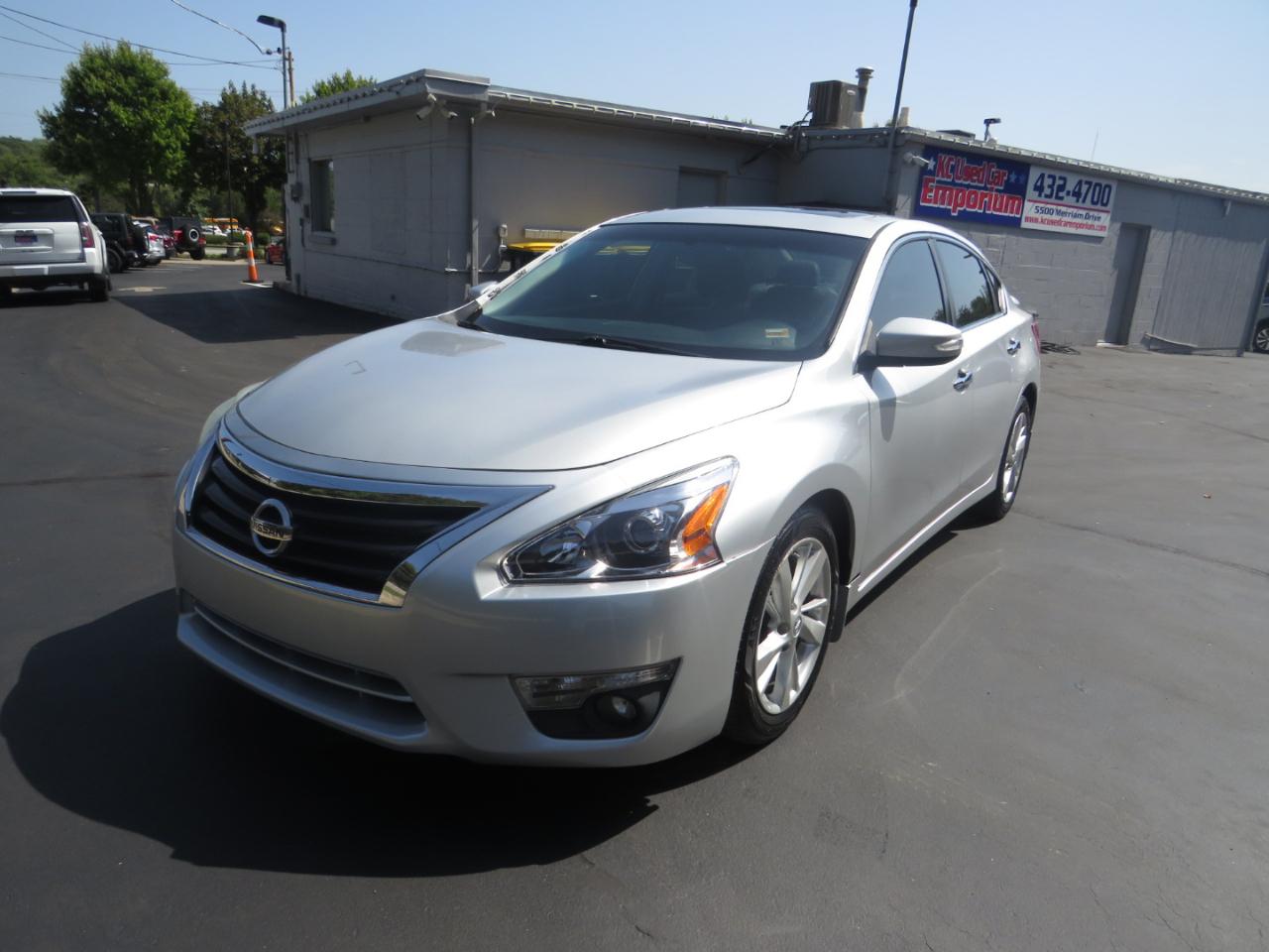 Nissan Altima 4dr Sdn I4 2.5 SL 2013