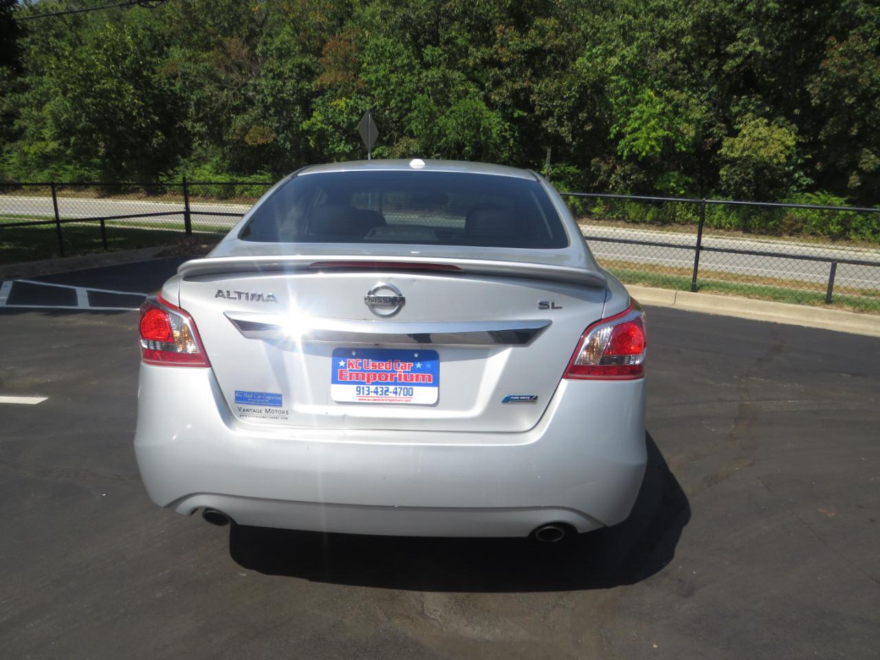 Nissan Altima 4dr Sdn I4 2.5 SL 2013