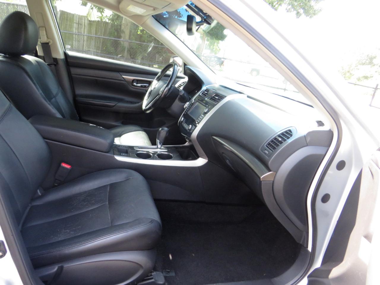 Nissan Altima 4dr Sdn I4 2.5 SL 2013