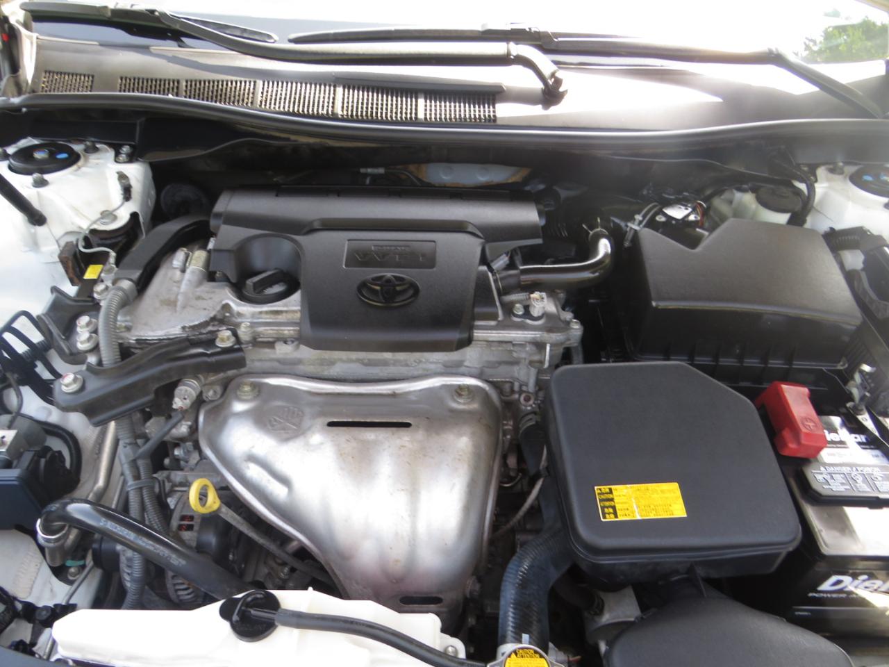 Toyota Camry 4dr Sdn I4 Auto XLE (Natl) 2015