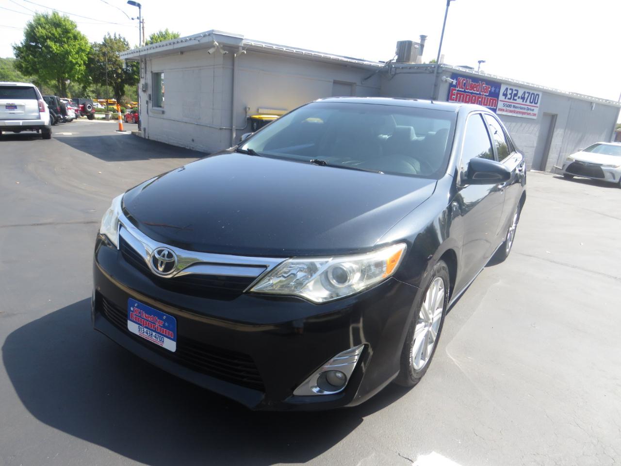 Toyota Camry 2014.5 4dr Sdn I4 Auto SE Sport (Natl) 2014