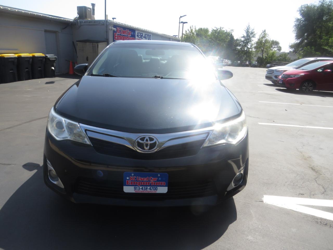 Toyota Camry 2014.5 4dr Sdn I4 Auto SE Sport (Natl) 2014