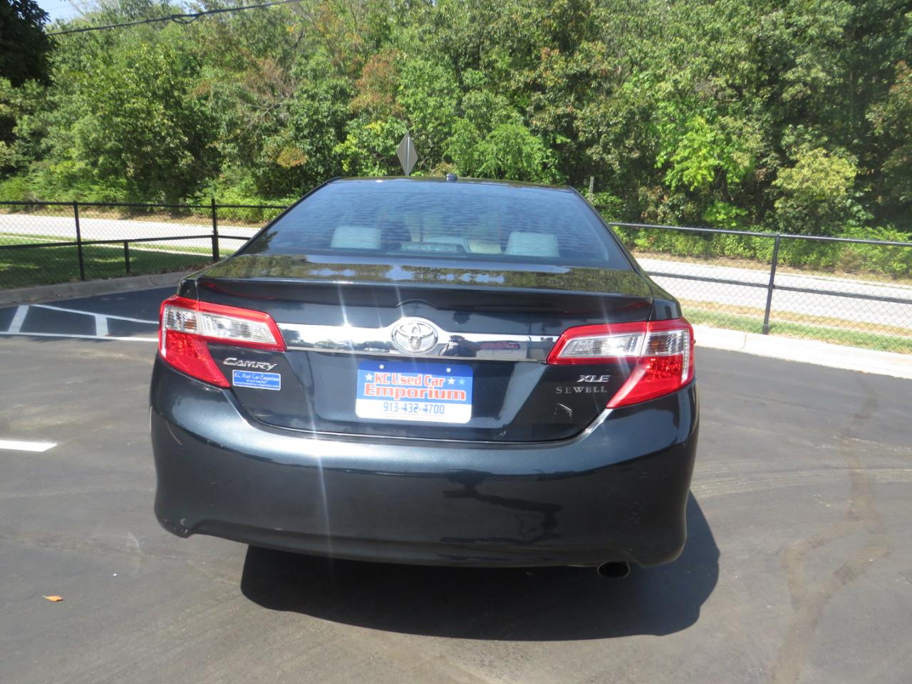 Toyota Camry 2014.5 4dr Sdn I4 Auto SE Sport (Natl) 2014