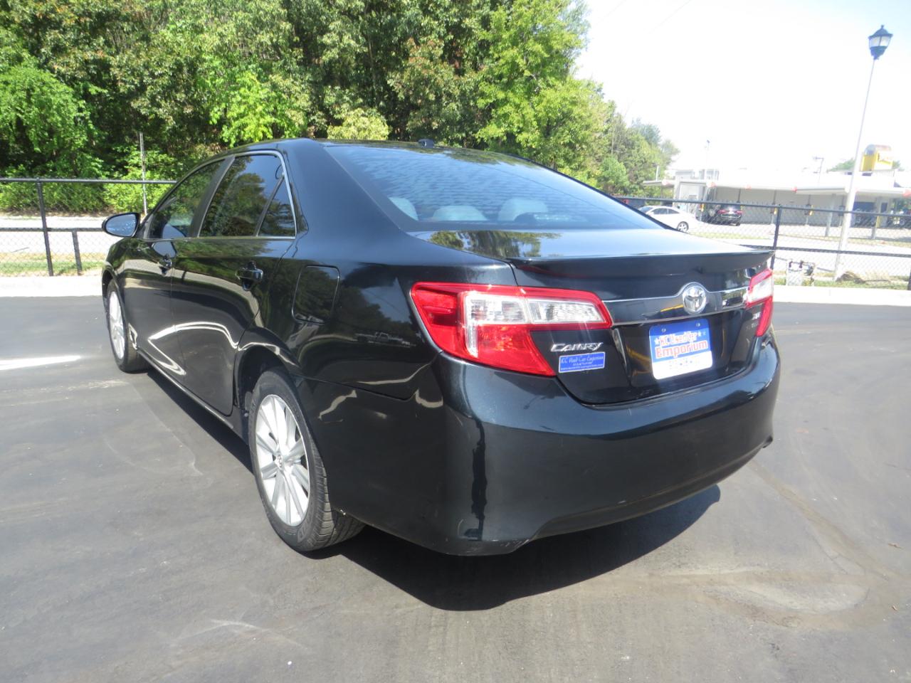 Toyota Camry 2014.5 4dr Sdn I4 Auto SE Sport (Natl) 2014