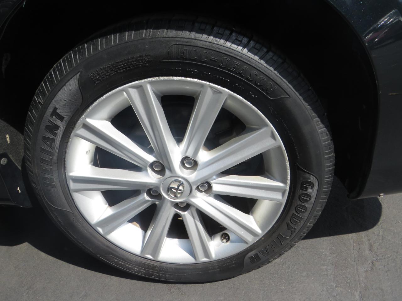 Toyota Camry 2014.5 4dr Sdn I4 Auto SE Sport (Natl) 2014