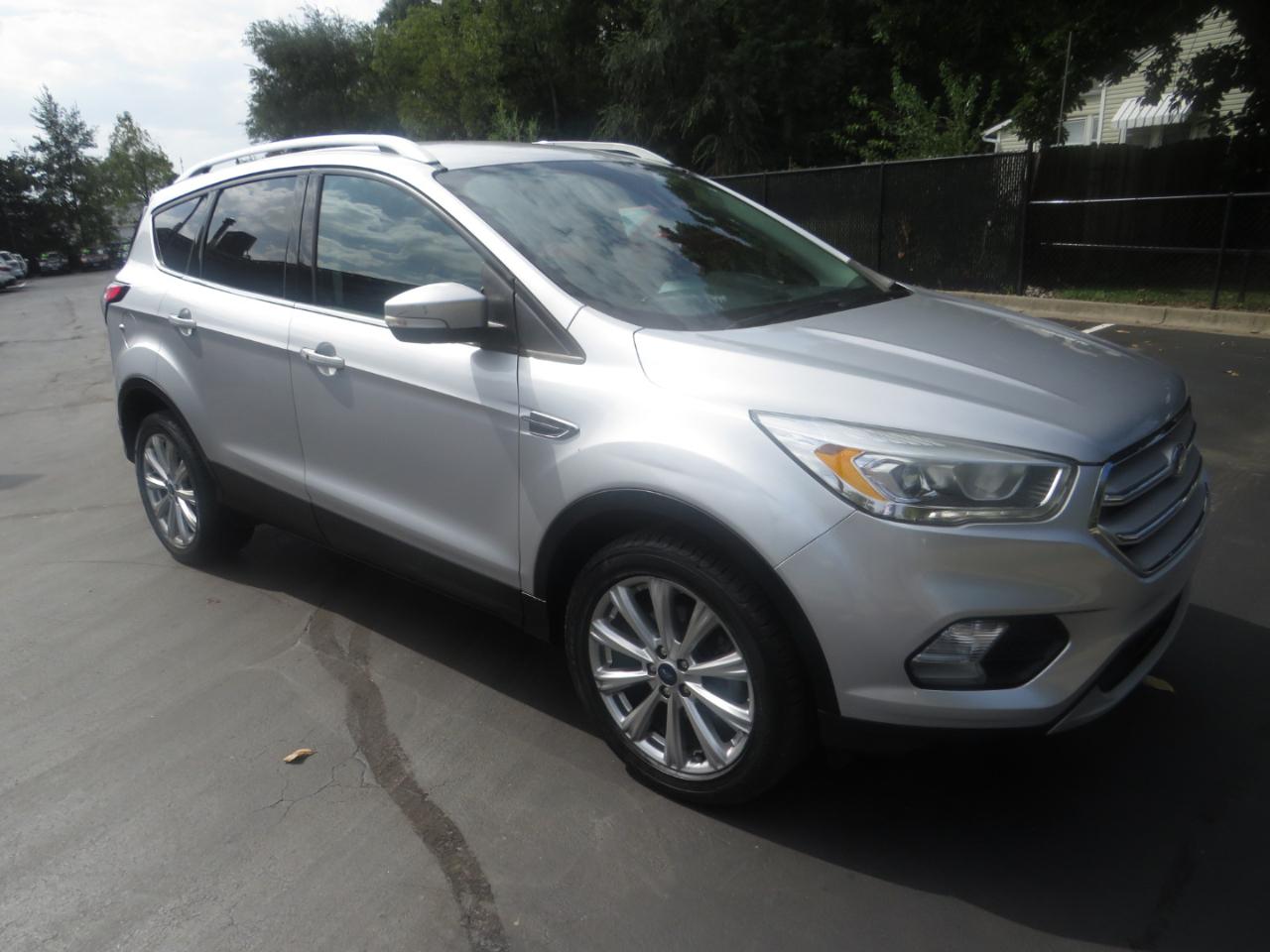 Ford Escape Titanium FWD 2017